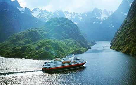 CRUCEROS HURTIGRUTEN FIORDOS NORUEGOS
